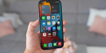how to clear cache on iphone 13